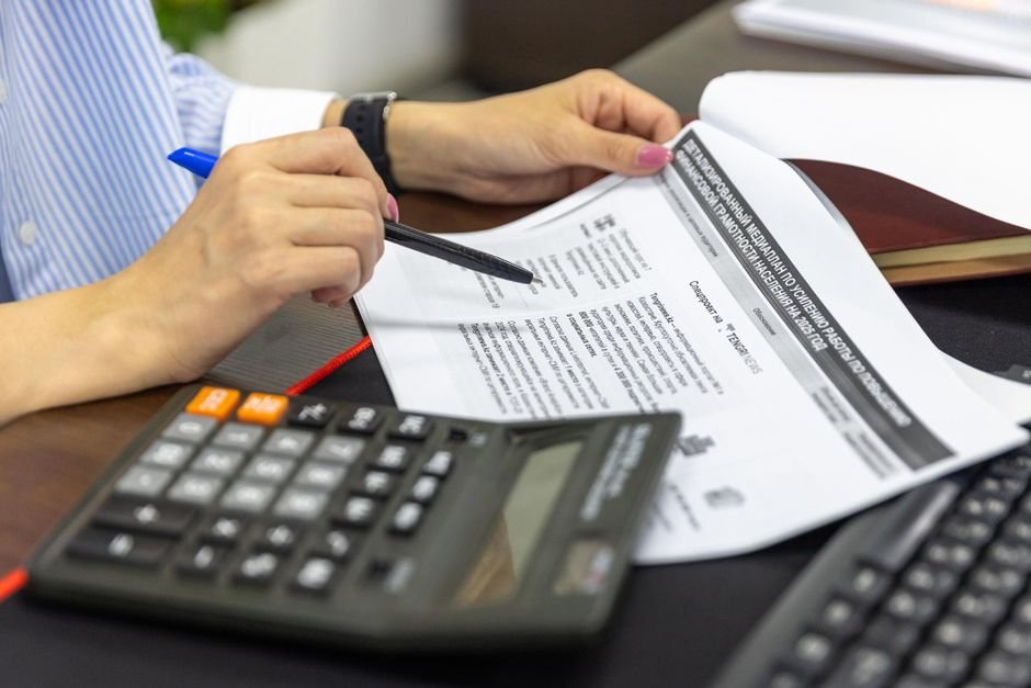 Accountant reviewing financial statements at a top university in USA for accounting